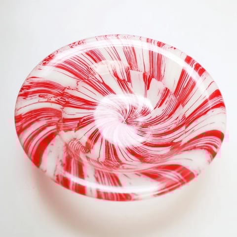No-Bake Peppermint Candy Bowl shimmering, translucent for sweet treats, a fun DIY dessert project.